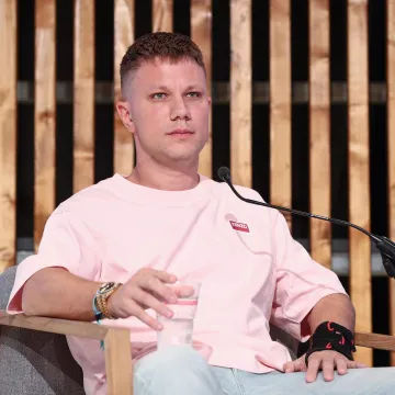 Težak dan za Relju Popovića: Crno-bijelom fotografijom odao počast majci