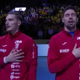 Zagrmila 'Lijepa na&scaron;a' u dvorani! Na&scaron;i rukometa&scaron;i glasno zapjevali najljep&scaron;u himnu