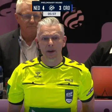 Suci gledali snimku spornog gola Nizozemaca protiv Hrvatske: 'Ma ni blizu!'