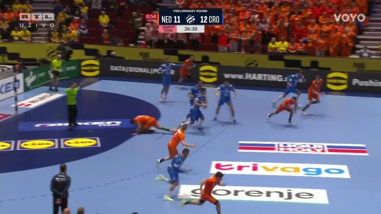 Ovakvoga ga trebamo: Borbeni Srna ukrao loptu najopasnijem Nizozemcu i sjajno zabio na drugoj strani