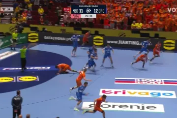 Ovakvoga ga trebamo: Borbeni Srna ukrao loptu najopasnijem Nizozemcu i sjajno zabio na drugoj strani