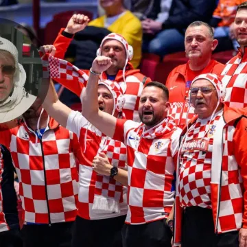 Autor Thompsonova hita o zabrani na Euru: 'Lobiji očito rade svoj posao'