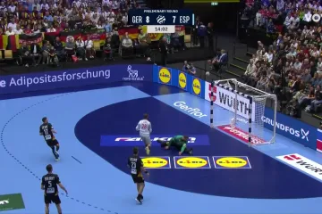 Gledamo i ne vjerujemo: Pazite kakva čuda izvodi njemački golman