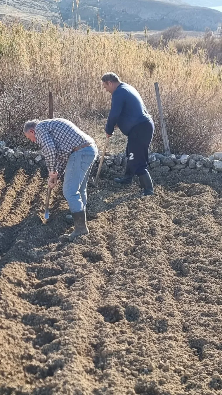 Poznati trener napravio zaokret: 'Imamo paradajz, krumpir, kapulu.... Puno mi to znači'
