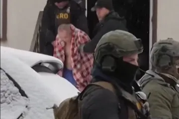 Brutalno iživljavanje agenata: Čovjeka u donjem rublju izvukli na -10 stupnjeva