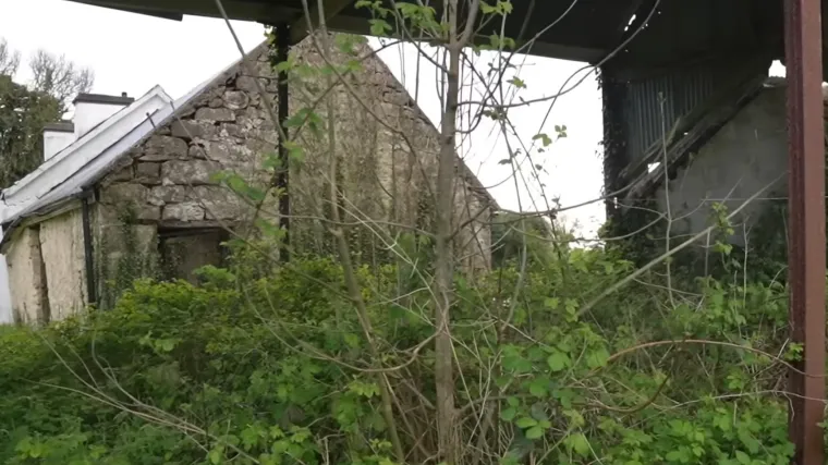 Od stare, napu&scaron;tene i uru&scaron;ene &scaron;tale stvorili su moderan dom iz snova