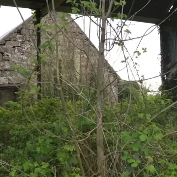 Od stare, napu&scaron;tene i uru&scaron;ene &scaron;tale stvorili su moderan dom iz snova: Izgleda kao iz bajke