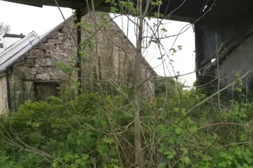 Od stare, napu&scaron;tene i uru&scaron;ene &scaron;tale stvorili su moderan dom iz snova