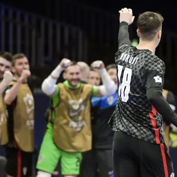 Počinje Euro, a na pro&scaron;lom je hrvatski majstor zabio gol kojim se i dalje divi Europa