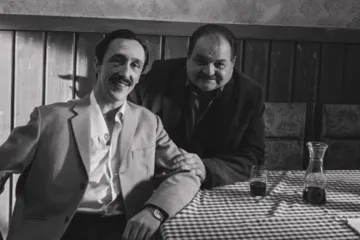 U 'Divljim pčelama' ne igraju prljavo. Gledatelji zavoljeli Željka i Ivicu, a glumci pozirali zajedno