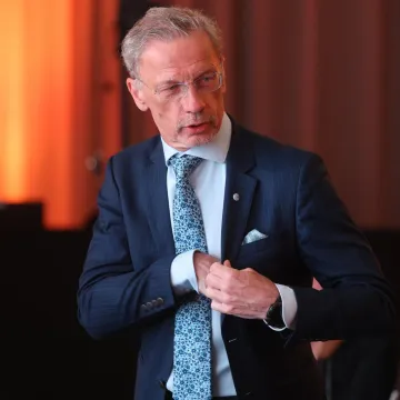 Godinama na visokim funkcijama, a sad putuje u srce europskih financija: Ipak, kritike zbog inflacije ostaju