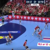 Portugalski 'bombarder' stra&scaron;no pogodio pokraj Nielsena pa dobio žestoko u glavu