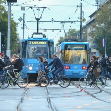 Je li 'pauza' spas za vezu bez strasti? Hrvatica otvorila du&scaron;u, dobila brutalno iskrene savjete