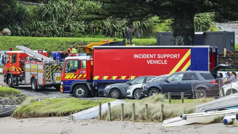 Komad planine pao na kamp, čuju se glasovi ispod ru&scaron;evina, među nestalima i dijete