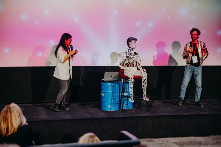 Biste li humanoidnom robotu s Game Changera povjerili čuvanje djece? 'Jako su dobro integrirani u dru&scaron;tvo'