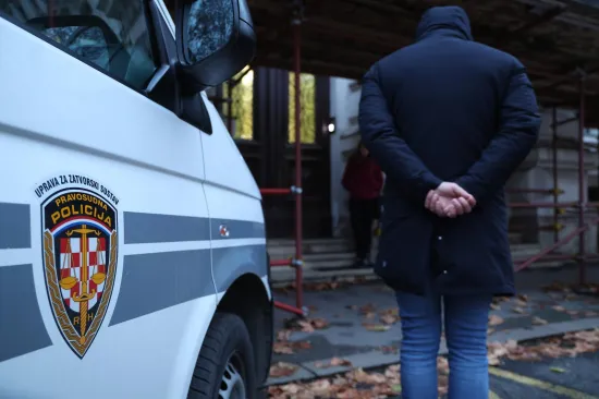 Mu&scaron;karac (62) osumnjičen za ratne zločine protiv hrvatskih civila: Znao je za mučenja i ubojstva!