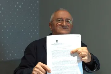 Umirovljeni profesor nakon 17 godina dobio 10 tisuća eura od banke: 'Sad mi je drago'