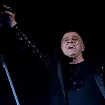 Sjećanje koje ne blijedi: Parni Valjak emotivnom objavom obilježio godi&scaron;njicu Akijeve smrti