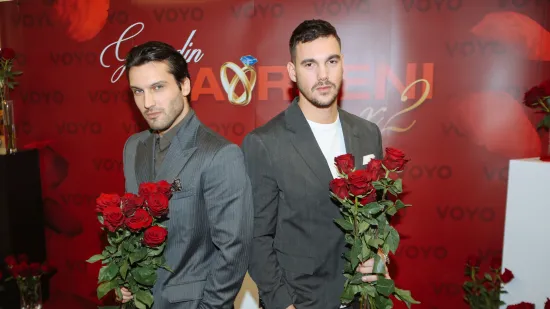 Fanovi u transu: Karlo i Petar očarali fanove na glamuroznoj premijeri 'Gospodina Savr&scaron;enog'