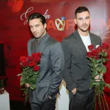 Fanovi u transu: Karlo i Petar očarali fanove na glamuroznoj premijeri 'Gospodina Savr&scaron;enog'