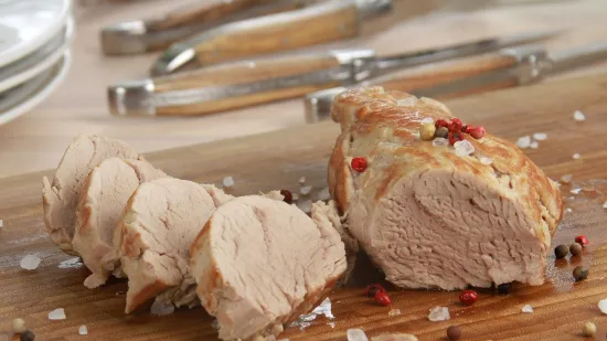 Često na udaru kritika, ali čini se neopravdano: Ova vrsta mesa mogla bi vam produžiti život