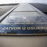 Bankarice koje su ukrale 2,4 milijuna eura idu u istražni zatvor, oglasio se sud u Osijeku