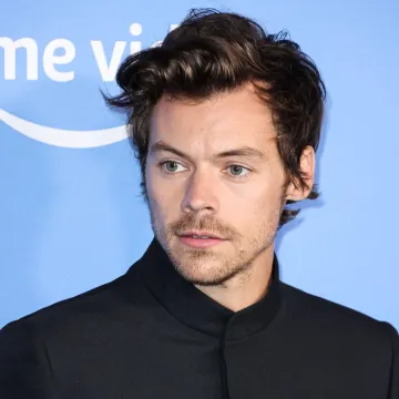 Od teen zavodnika do mu&scaron;karca koji nosi žensku odjeću: Ovako danas izgleda Harry Styles