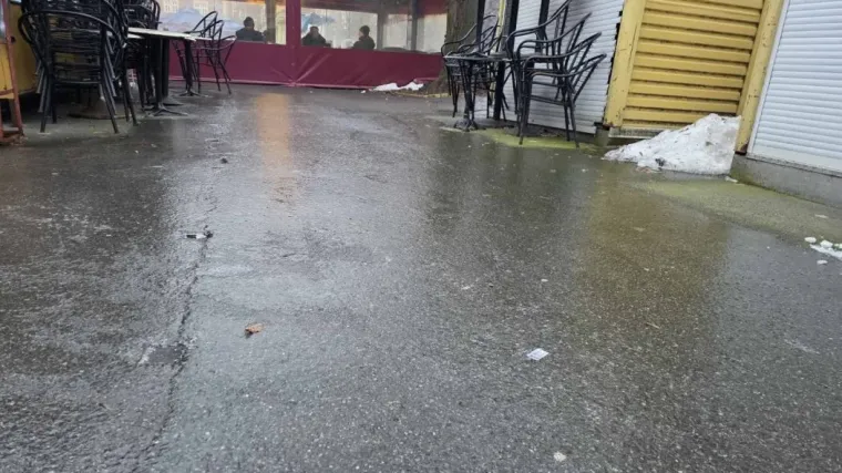 Osijek u ledenom kaosu, bolnica se puni pacijentima: 'Suprug je vozio 5 na sat i zabio se u stup'