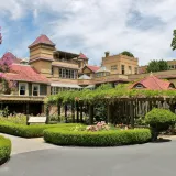 Čak 38 godina gradnje, prokletstvo i tisuće duhova: Ova kuća krije tajne koje lede krv u žilama