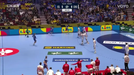 Kakav je majstor Srna! Pogledajte ovu lukavu golčinu od poda