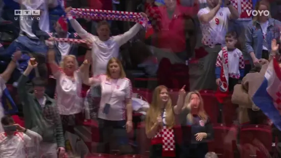 Nakon Hrvatske pobjede arenom u Malm&ouml;u ori se pjesma