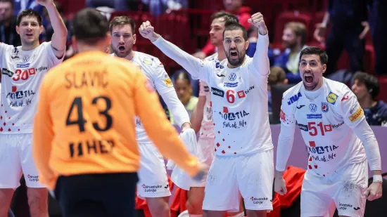 &Scaron;o&scaron;tarić: 'Opet smo se digli, opet sanjamo svoje snove'; Cindrić: 'Nismo gubili glavu'