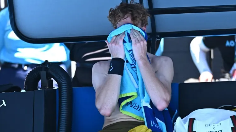 Toplinski val pogodio Australiju: Drugi reket svijeta od ispadanja spa&scaron;avali organizaitori