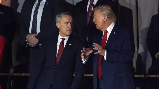 Trump zaprijetio Kanadi stopostotnim carinama: 'Kina će vas potpuno proždrijeti'