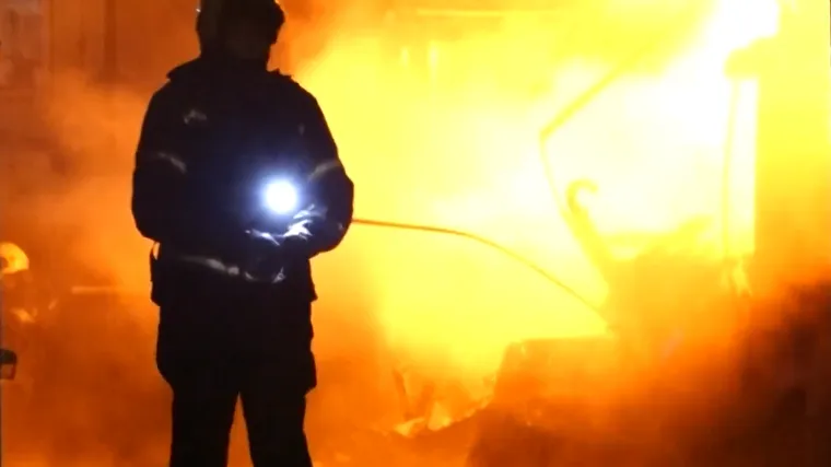 Brutalna ruska agresija: Gore zgrade, tvornica čokolade, automobili...