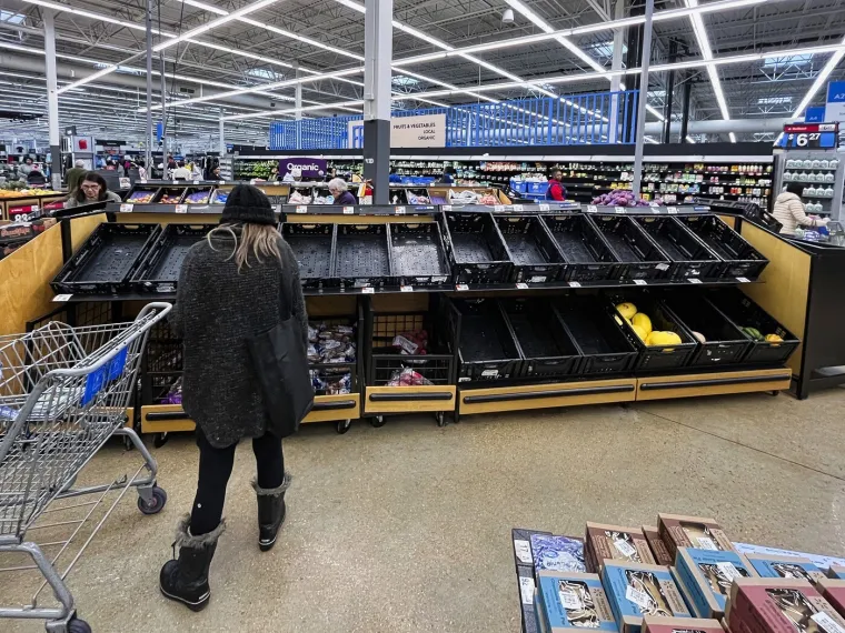 Velika oluja i polarni vrtlog izazvali kaos! Prazne police trgovina, nema struje: 'Prijeti katastrofa'