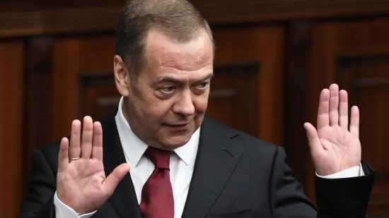 Medvedev podivljao: 'Narkosvinja izvrijeđala Europu. Trebalo je zavr&scaron;iti &scaron;amaranjem'