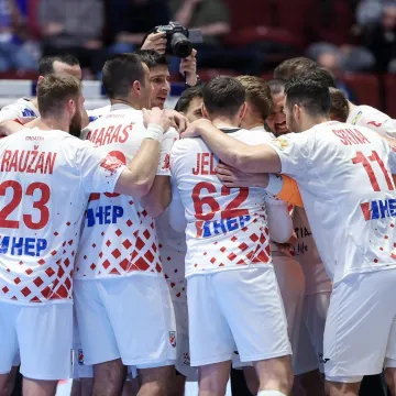 Hrvatska igra ključnu utakmicu na Europskom prvenstvu protiv kraljeva prvog poluvremena