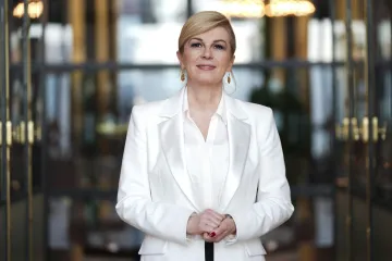 Kolinda slavi na Antarktici: Preživjela najopasniji prolaz i zahvalila posadi iz Dubrovnika