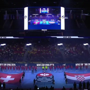 Emocije na najjače: Pogledajte kako su hrvatski rukometa&scaron;i u glas otpjevali Lijepu Na&scaron;u