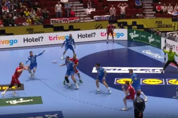 Uh, samo ne njega! &Scaron;vicarski div 'razvalio' ozlijeđenog Martinovića, suci pregledavali snimku