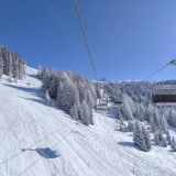 U sudaru na stazi poznatog skijali&scaron;ta poginuo mu&scaron;karac (49), tinejdžer pobjegao