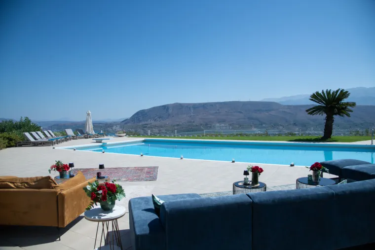 Ekskluzivno zavirite u novu vilu 'Gospodina Savr&scaron;enog'! Pogled dostojan najromantičnijih scenarija