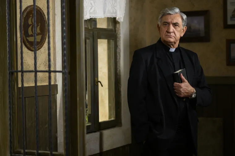 Osvaja u ulozi don Jere! Zijad Gračić o 'Divljim pčelama', pedago&scaron;kom radu i tituli kralja ekrana