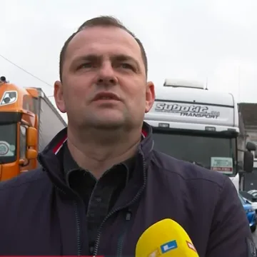 Kaos na granicama: 75 tisuća kamiona blokirale EU, roba stoji - evo &scaron;to traže!