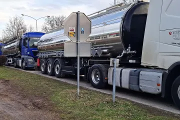 Granice potpuno blokirane, evo &scaron;to traže vozači kamioni!