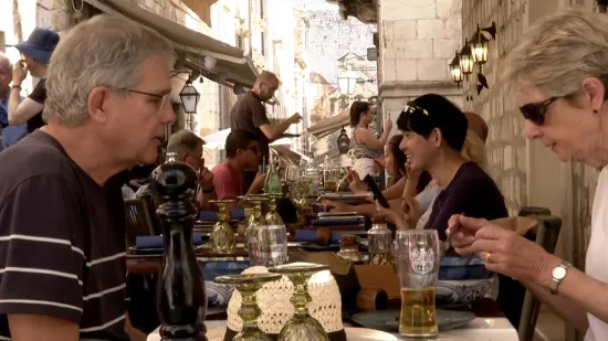 Dubrovački ugostitelji imaju ideju kako spustiti cijene u Gradu: Pomoći će im i Jadrolinija