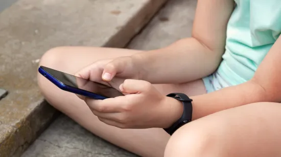 Ne dru&scaron;tvenim mrežama za mlađe od 15! Promjenu žele prije nove &scaron;kolske godine