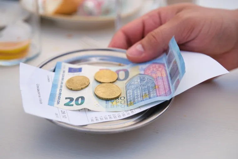 Pitali smo vas ostavljate li uvijek konobarima napojnice: 'Tko to nije radio ne razumije'