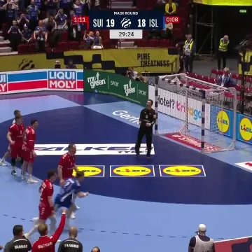 Nikola Portner je stra&scaron;an golman, evo &scaron;to je napravio Islanđaninu